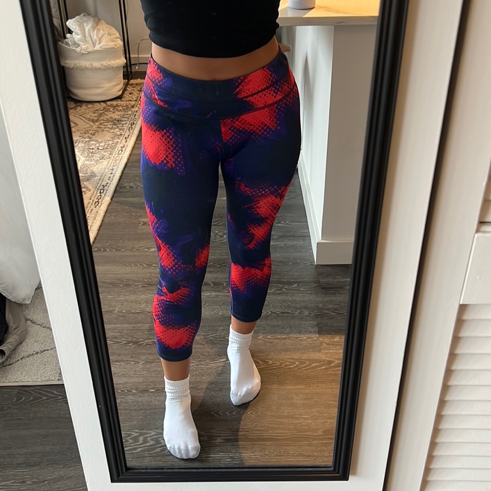Athleta legging with zippered pocket